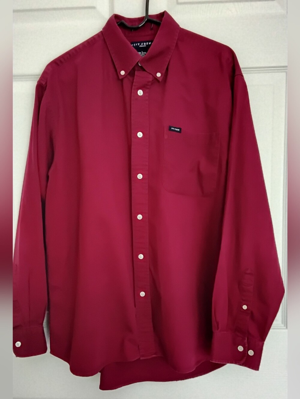 Vtg Classic Ivy Crew Button-Down Men's Shirt in Burgundy